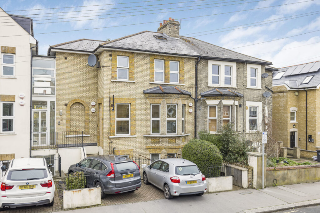 Outram Road, Addiscombe