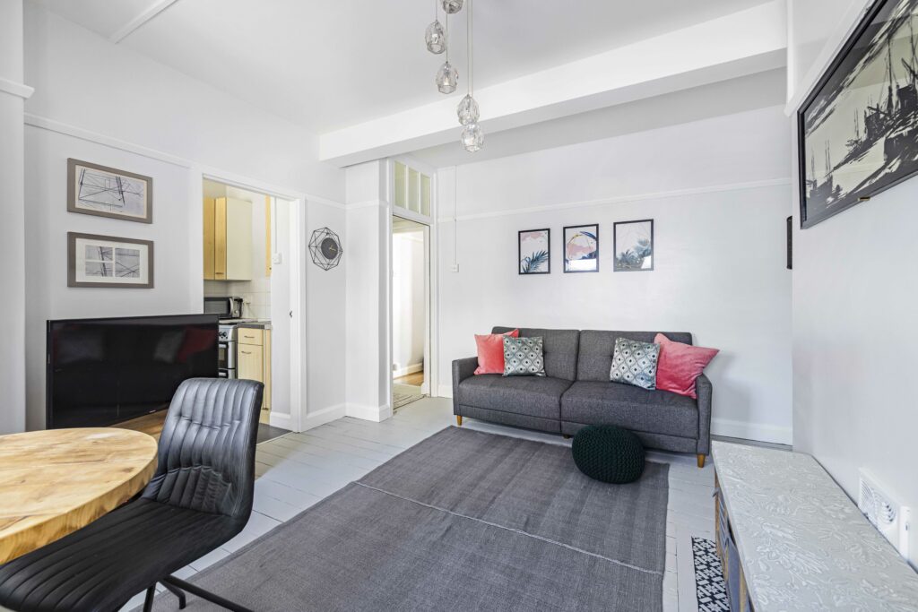 Heathfield Gardens, Croydon