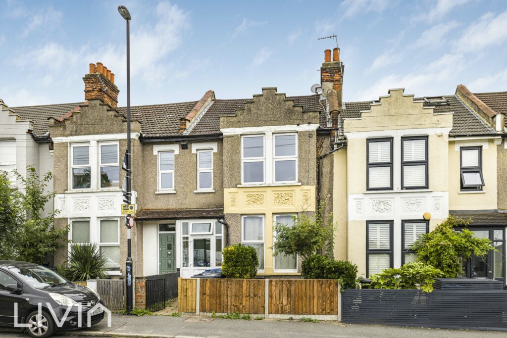 Spa Hill, London, SE19 3TT