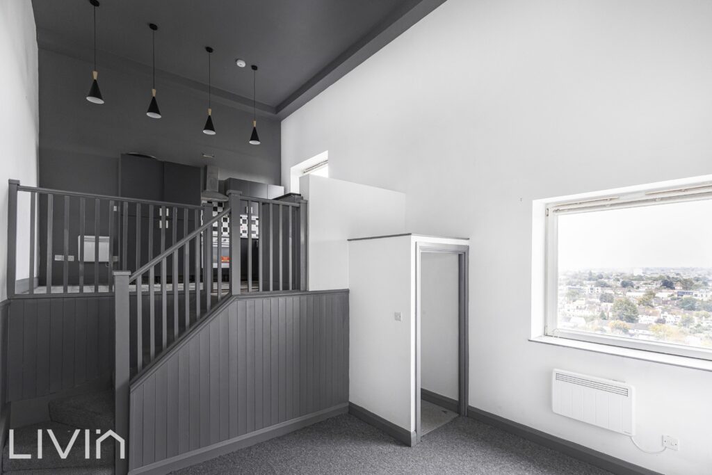 Fitzroy Court, Whitehorse Road