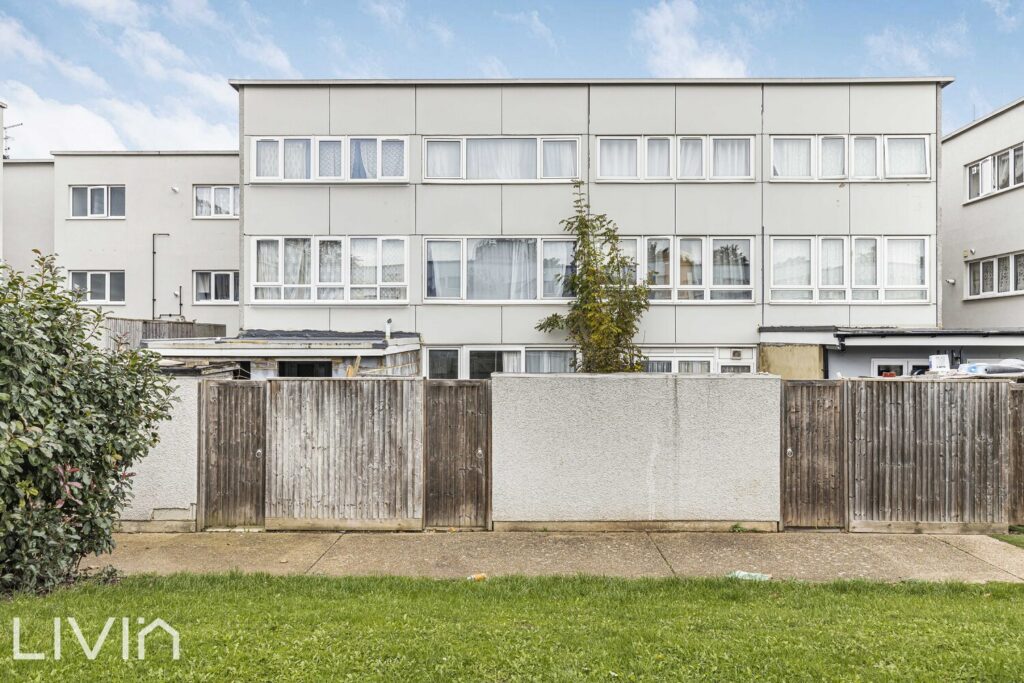 Shropshire Close, Mitcham, Surrey