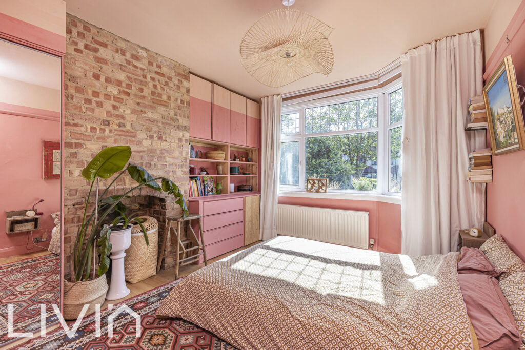 The Gardens, Whitehorse Lane, London