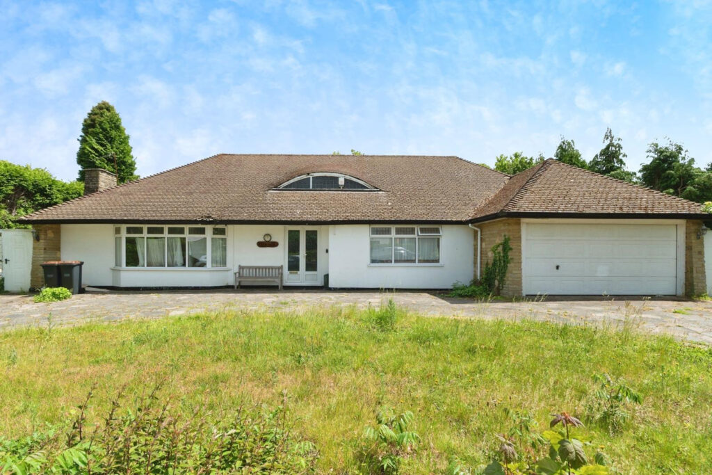 Woodcote Park Avenue, Purley, Surrey