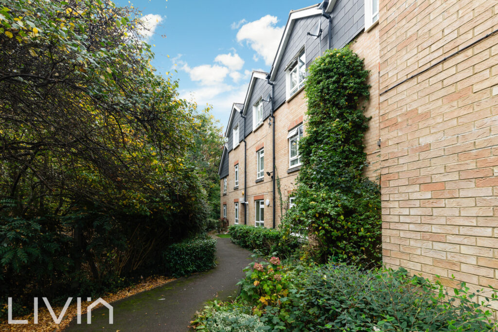 Gowlland Close, Croydon, Surrey