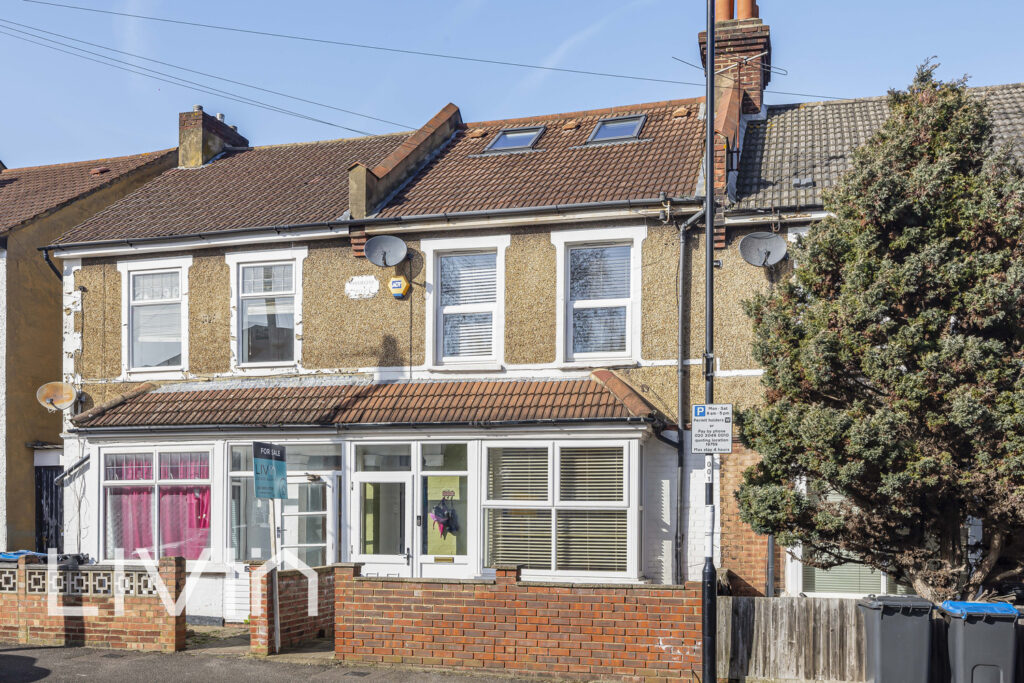 Ravenswood Road
